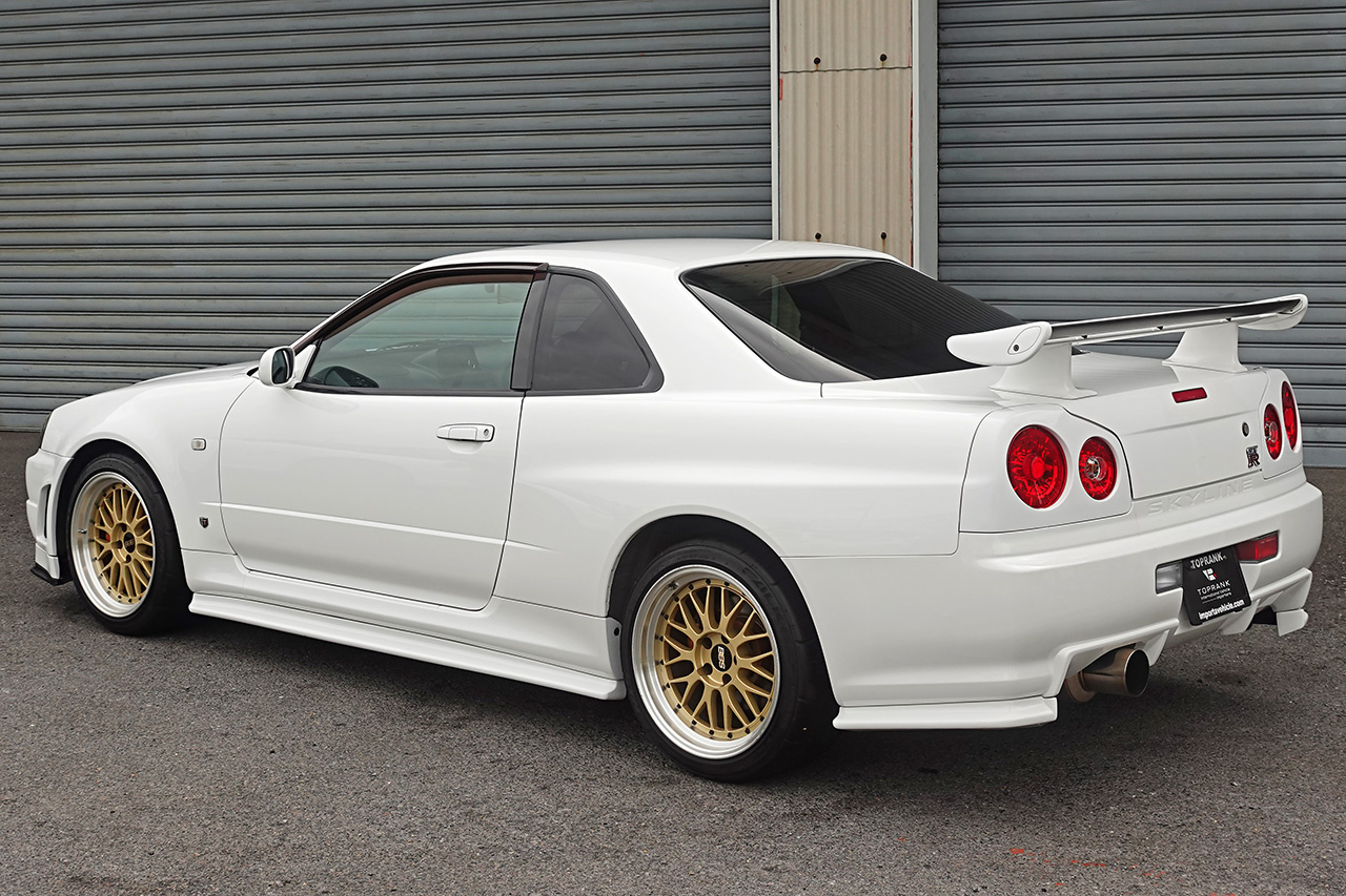 日産 スカイラインGT-R 