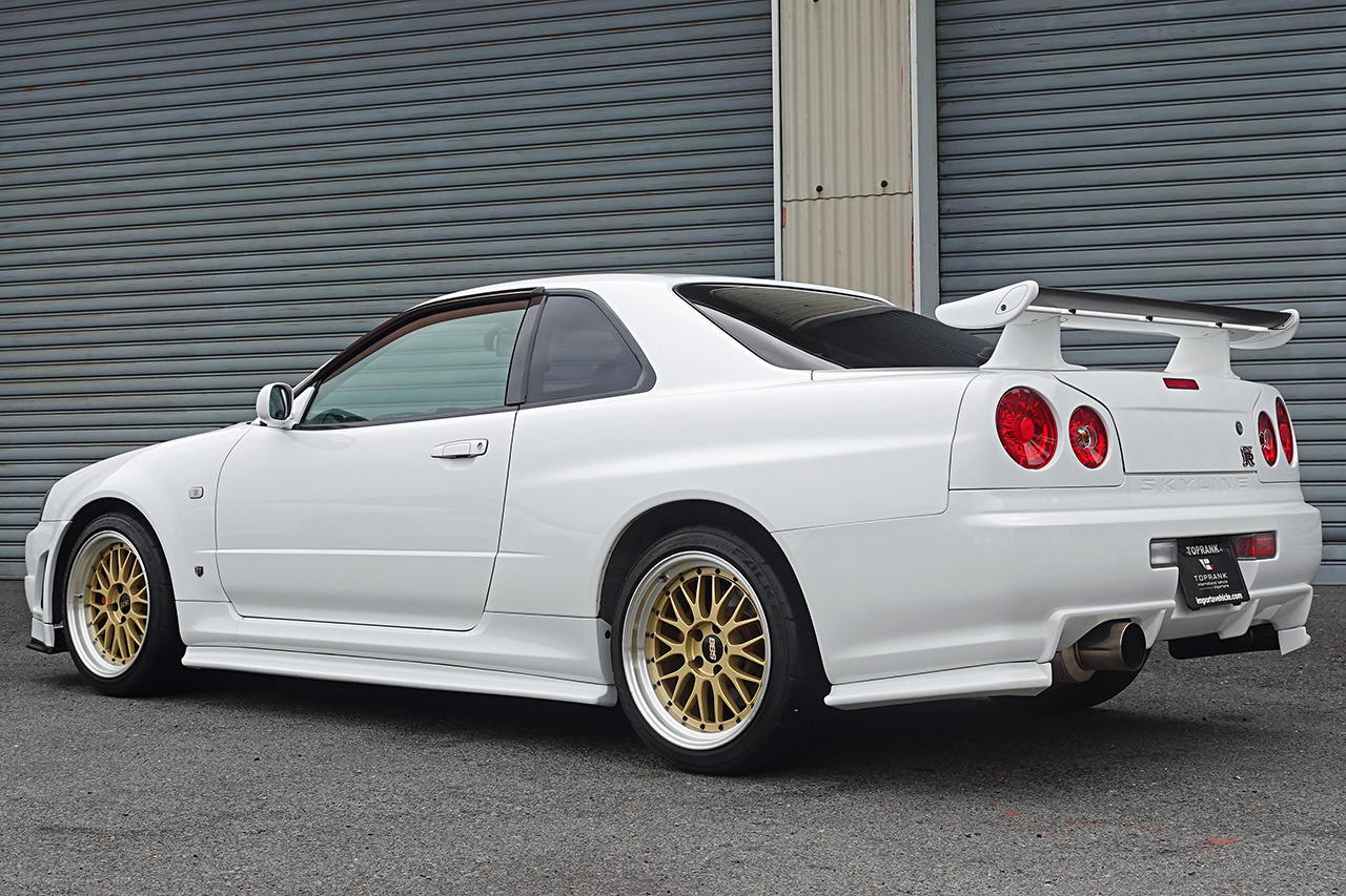 日産 スカイラインGT-R 