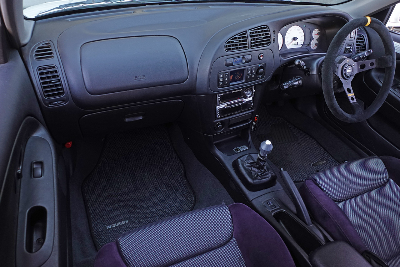 三菱 ランサー エボリューション 5 GSR