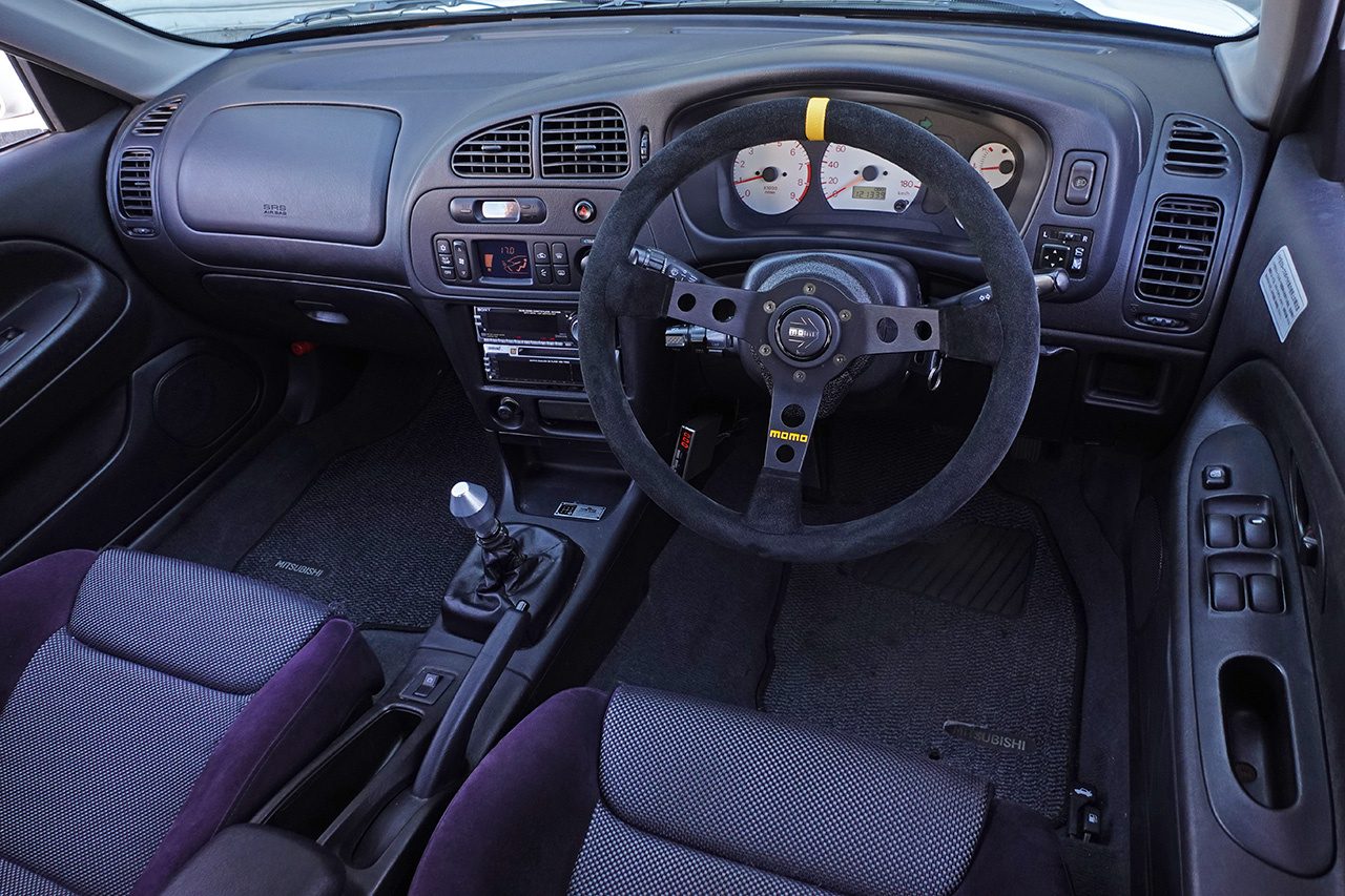 三菱 ランサー エボリューション 5 GSR