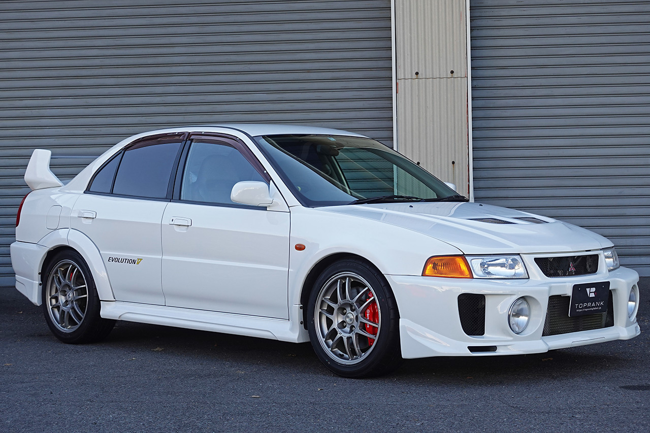 三菱 ランサー エボリューション 5 GSR