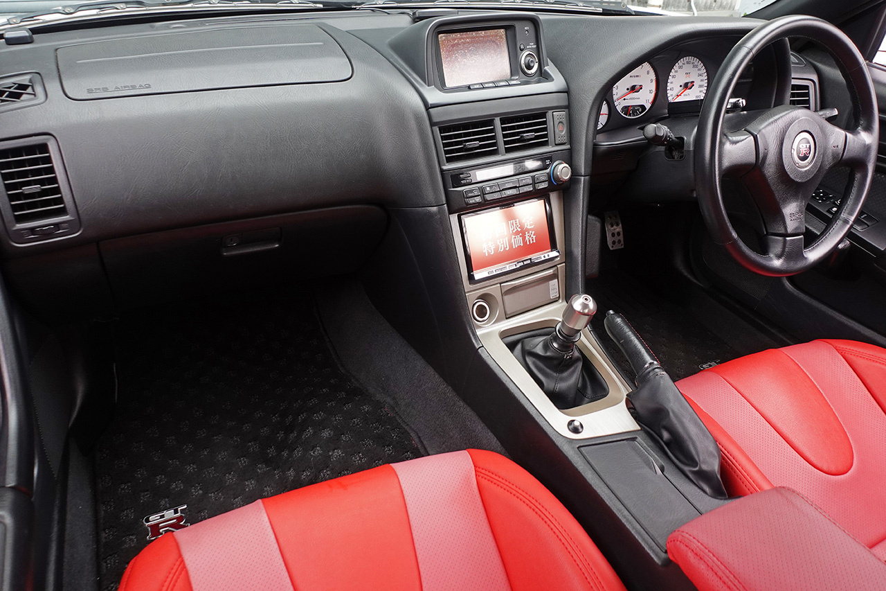 日産 スカイラインGT-R 