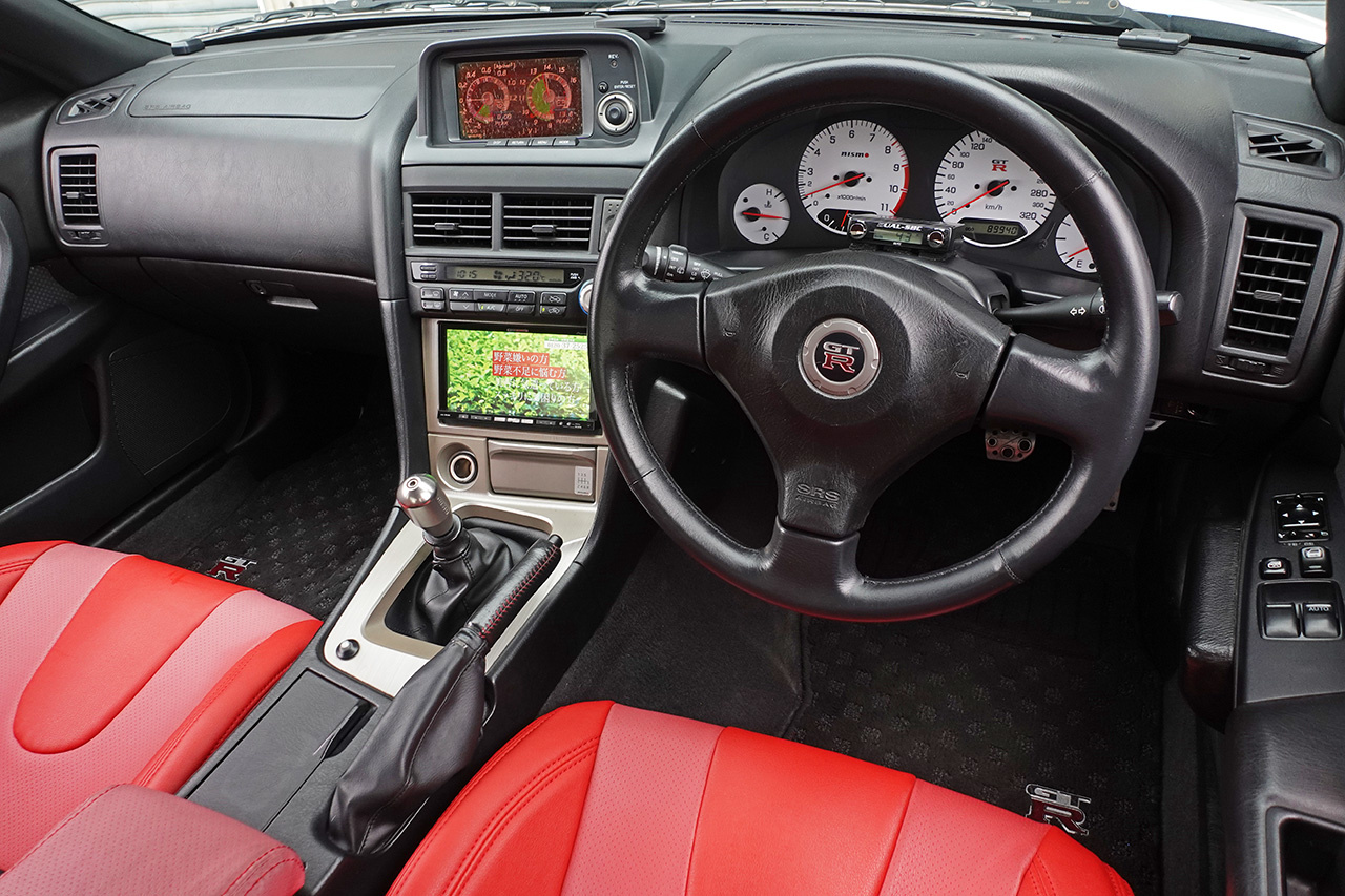 日産 スカイラインGT-R 