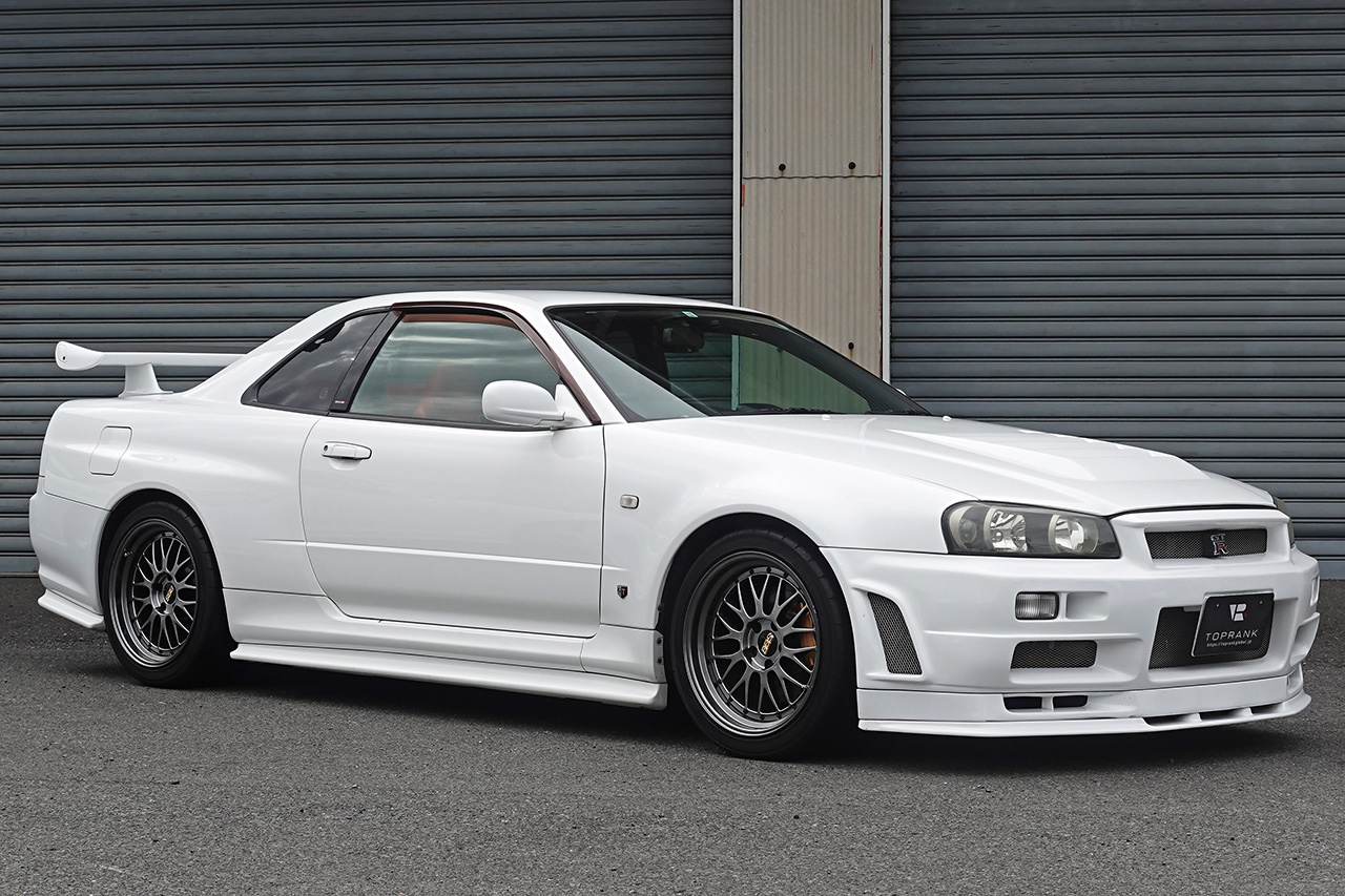 日産 スカイラインGT-R 