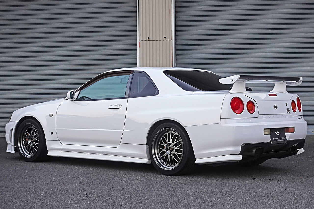 日産 スカイラインGT-R 