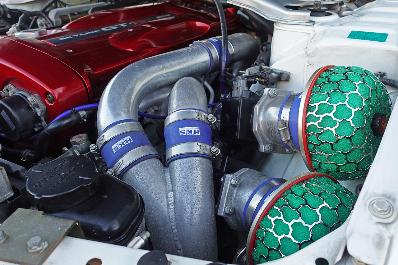 日産 スカイラインGT-R 