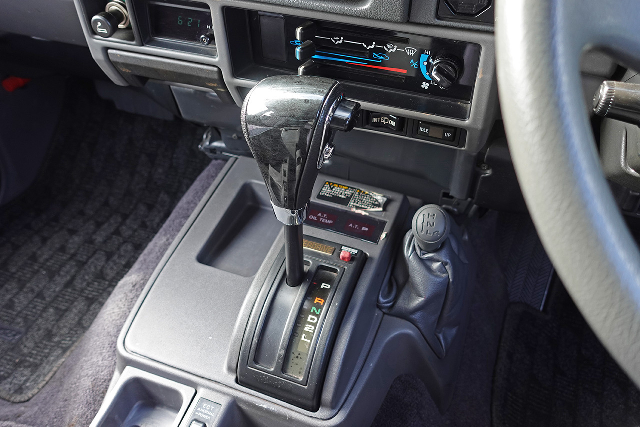 トヨタ ランドクルーザープラド SX wide