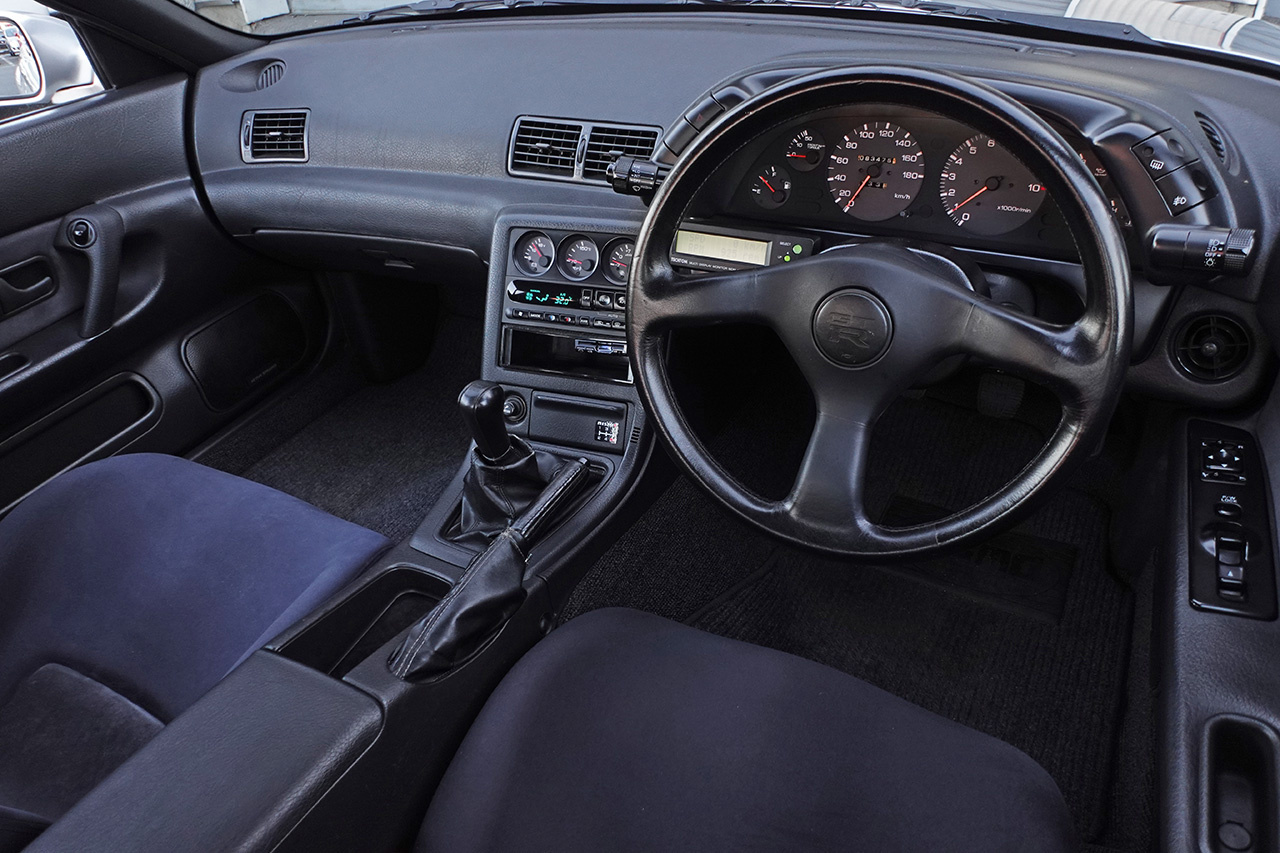日産 スカイラインGT-R GT-R