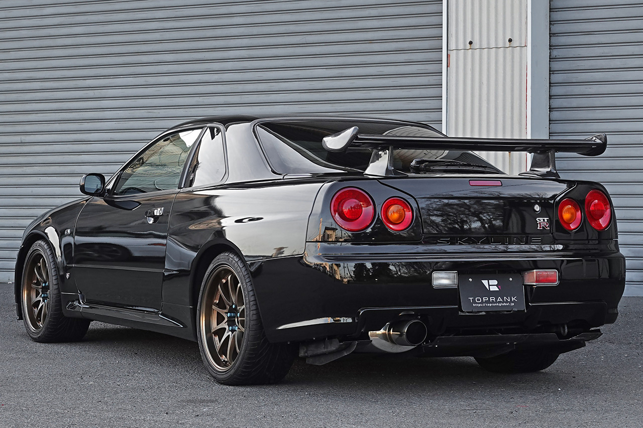日産 スカイラインGT-R 