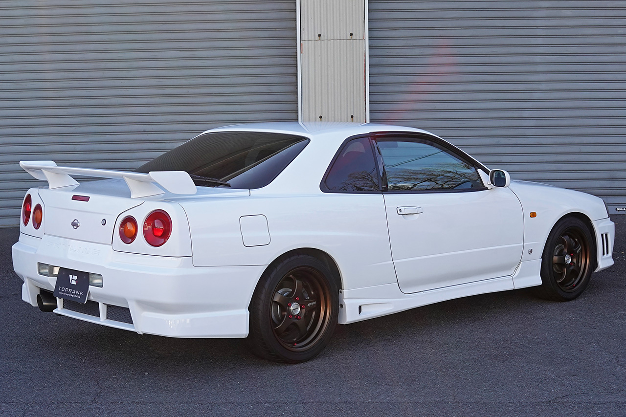 日産 スカイラインクーペ 