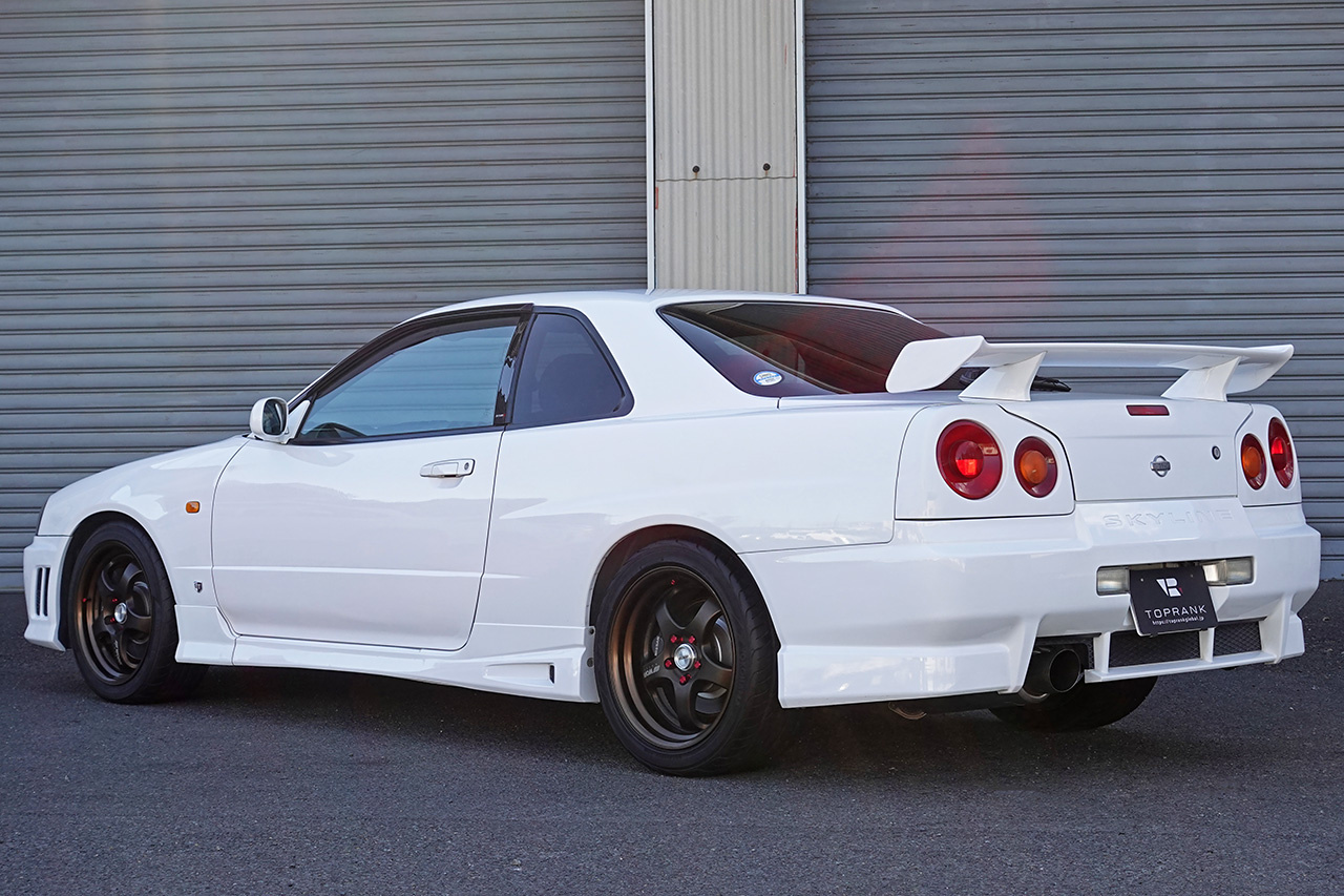 日産 スカイラインクーペ 