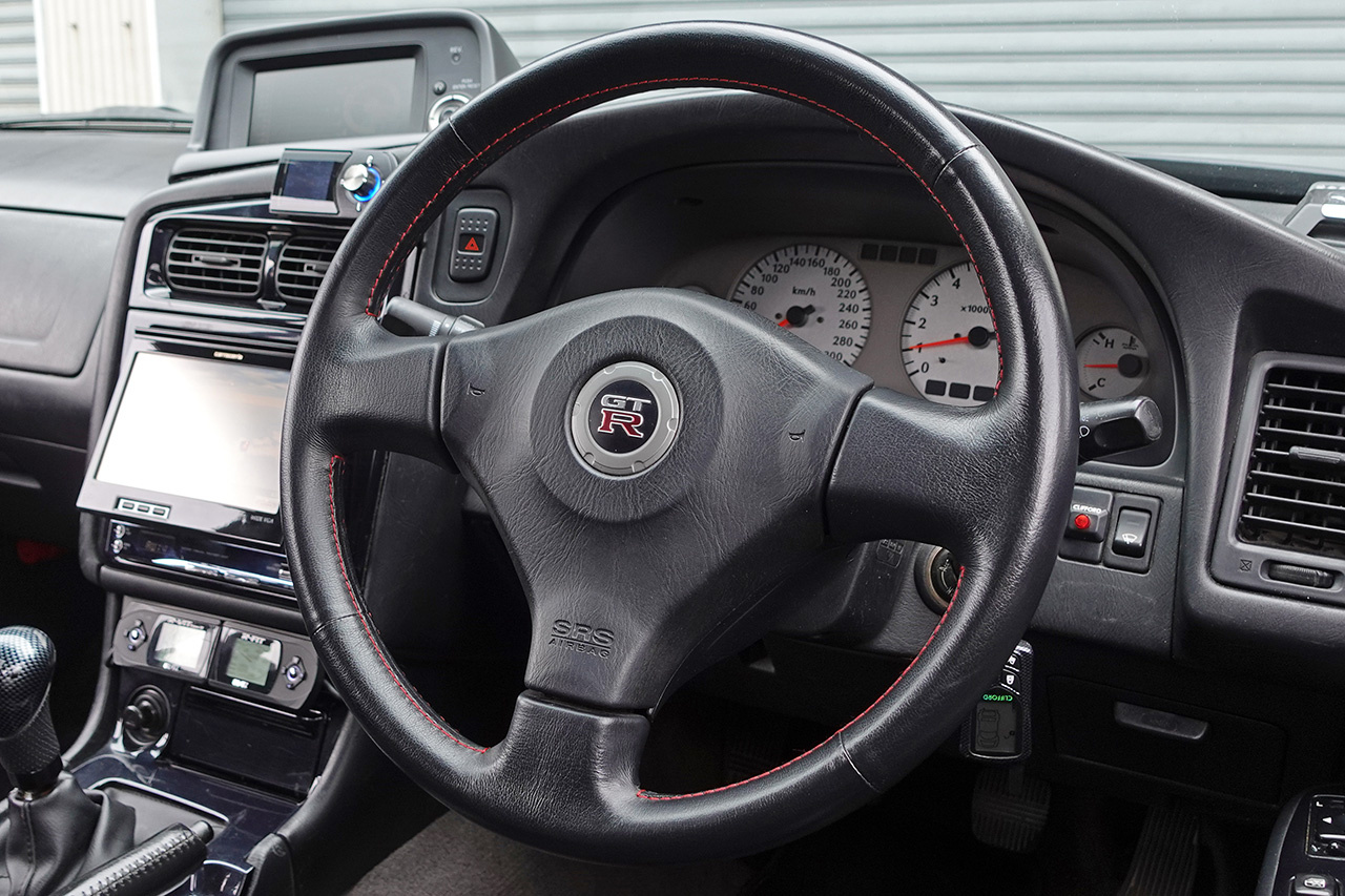 日産 ステージア オーテックバージョン　２６０ＲＳ