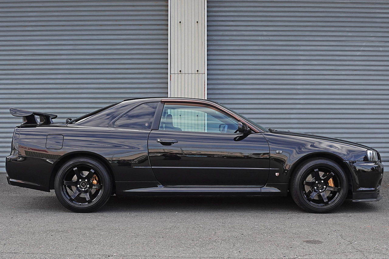 日産 スカイラインGT-R GT-R