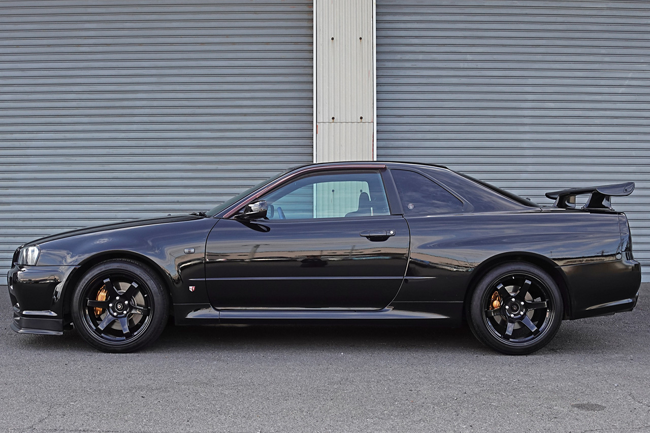 日産 スカイラインGT-R GT-R
