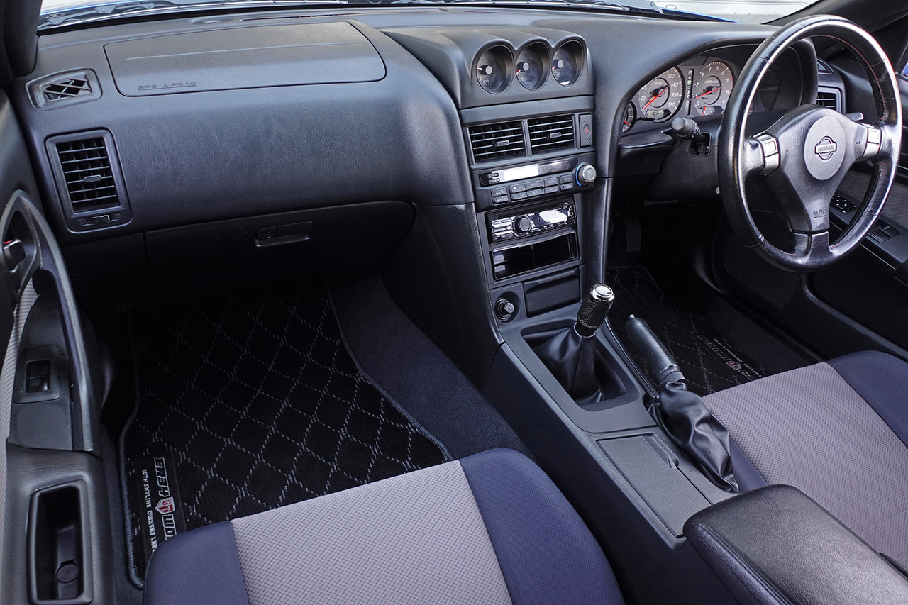 日産 スカイラインクーペ ２５ＧＴ　ＴＵＲＢＯ クーペ