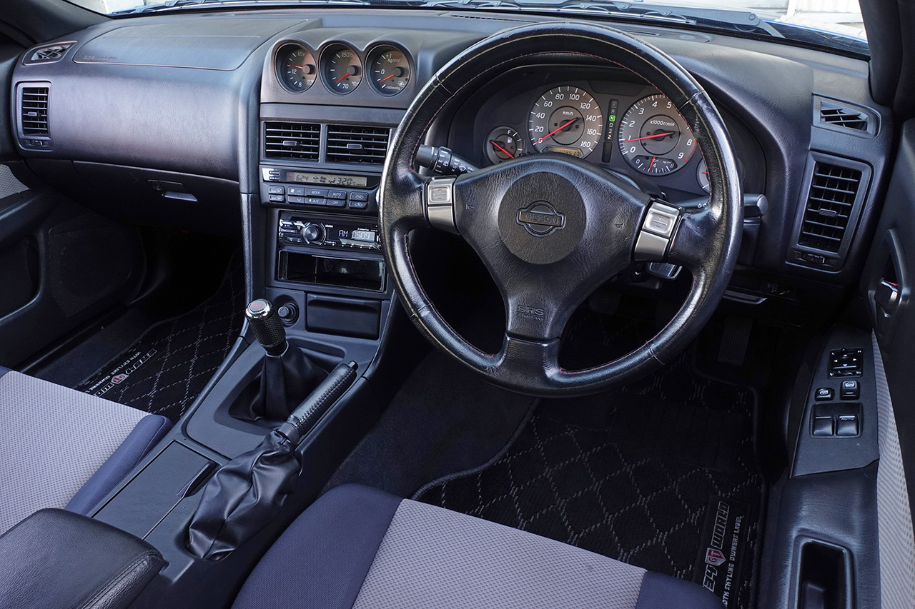 日産 スカイラインクーペ ２５ＧＴ　ＴＵＲＢＯ クーペ