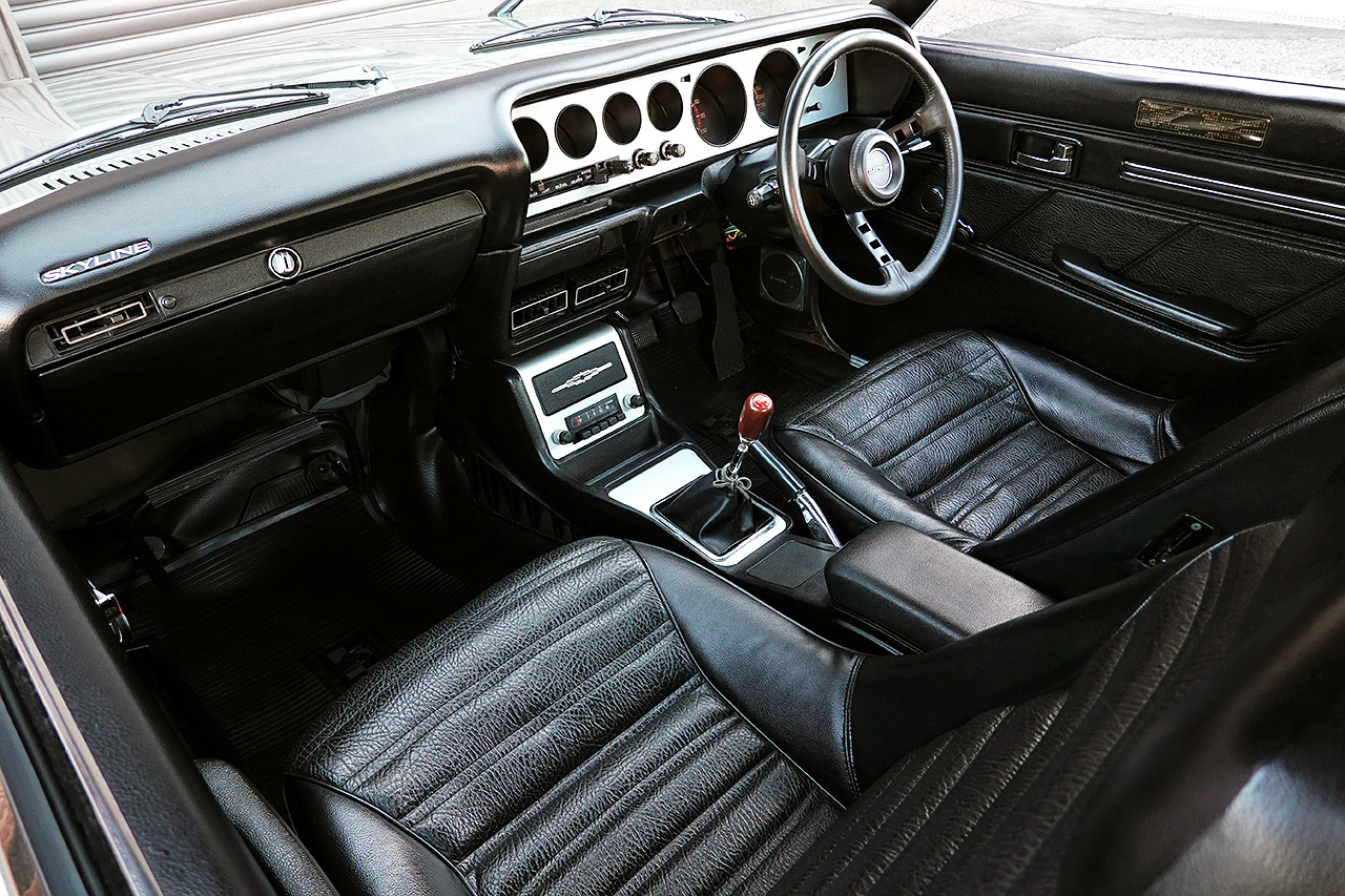 日産 スカイラインGT-R KPGC110 スカイライン 2000GT-R
