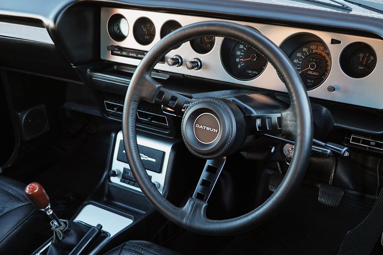日産 スカイラインGT-R KPGC110 スカイライン 2000GT-R