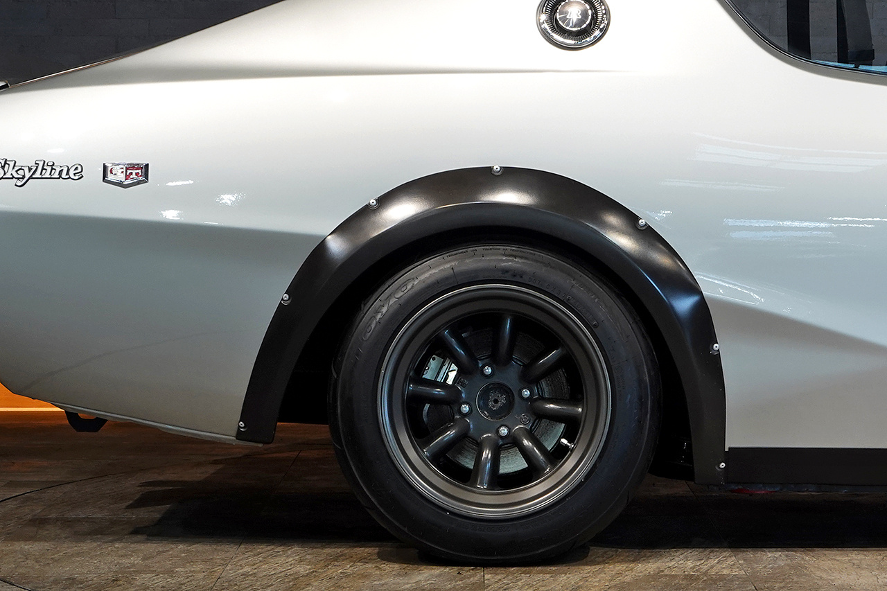 日産 スカイラインGT-R KPGC110 スカイライン 2000GT-R