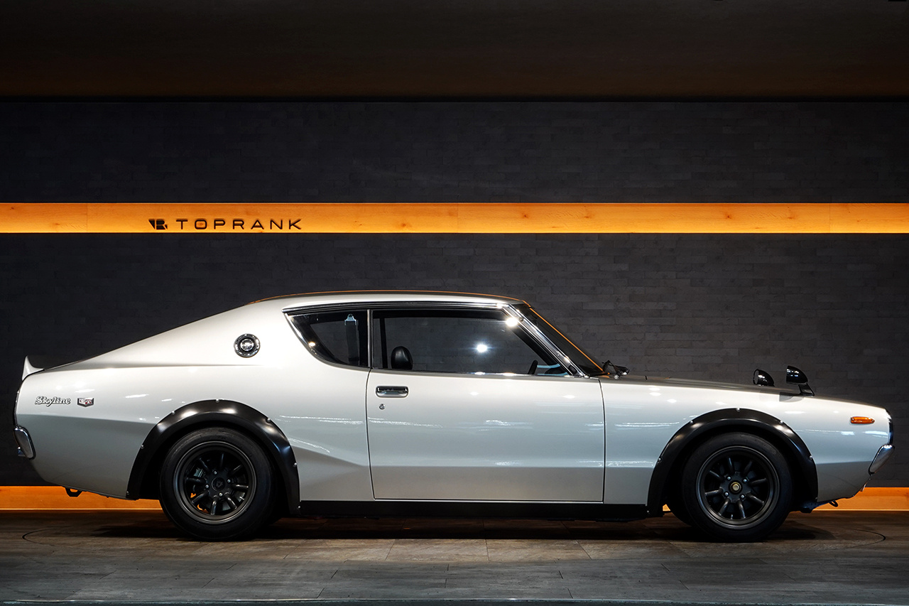 日産 スカイラインGT-R KPGC110 スカイライン 2000GT-R