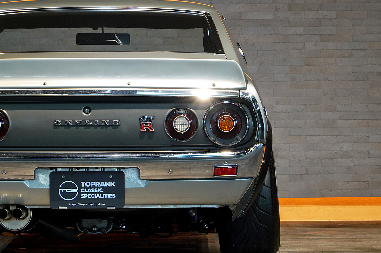 日産 スカイラインGT-R KPGC110 スカイライン 2000GT-R
