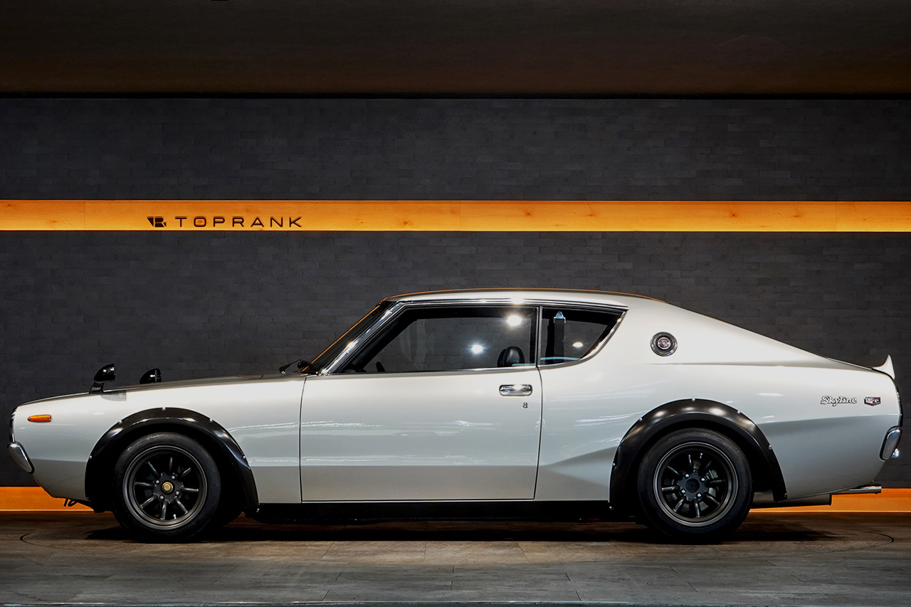 日産 スカイラインGT-R KPGC110 スカイライン 2000GT-R