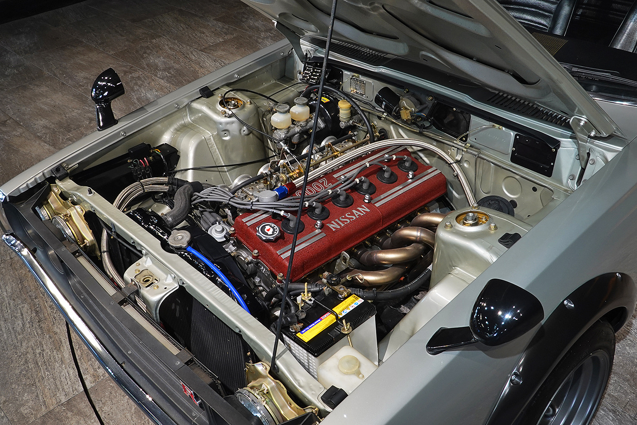 日産 スカイラインGT-R KPGC110 スカイライン 2000GT-R