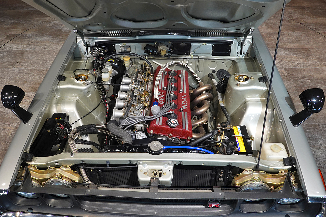 日産 スカイラインGT-R KPGC110 スカイライン 2000GT-R