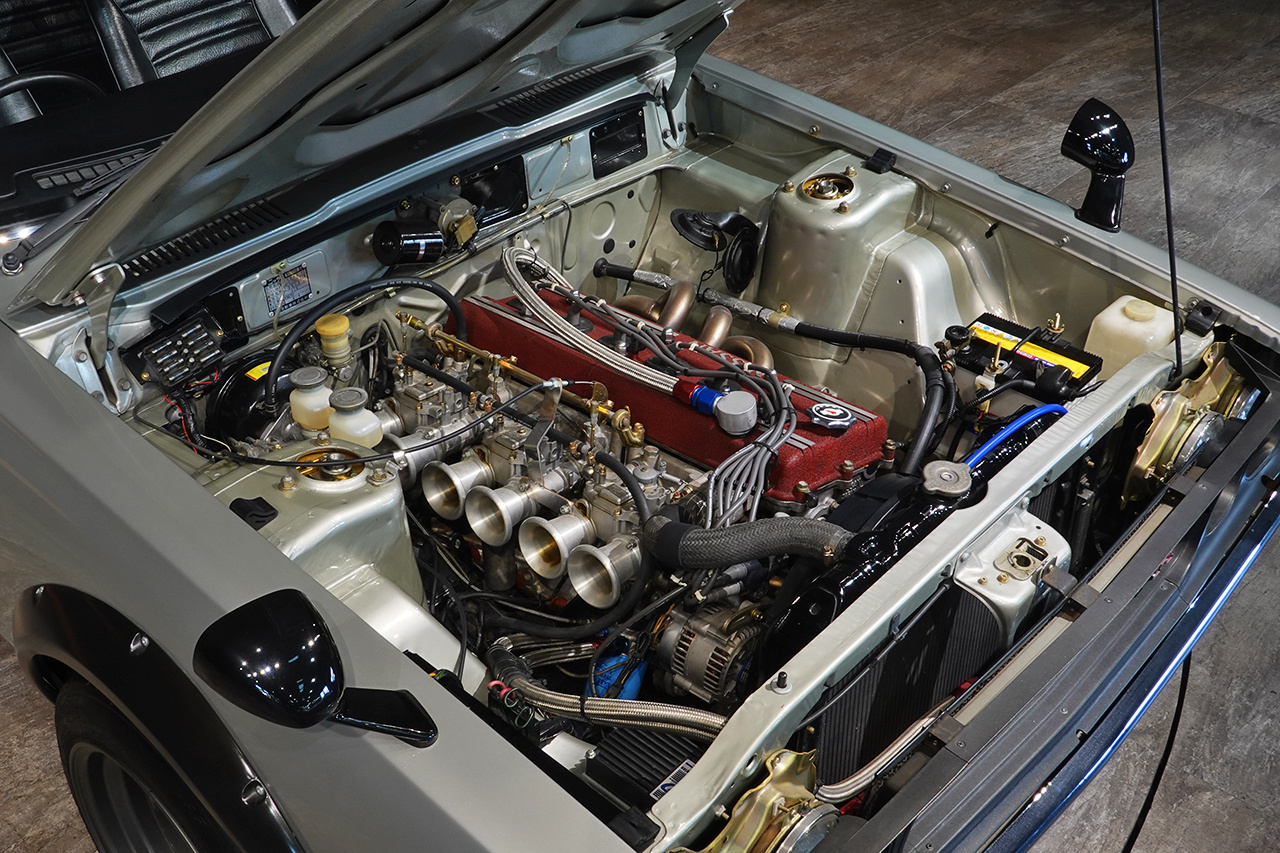 日産 スカイラインGT-R KPGC110 スカイライン 2000GT-R