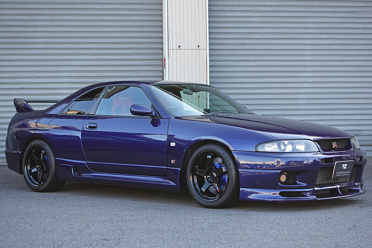 日産 スカイラインGT-R 