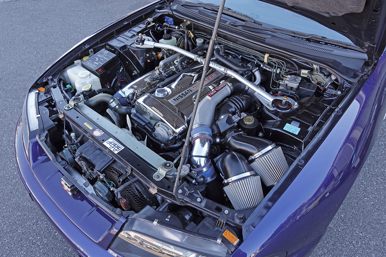 日産 スカイラインGT-R 