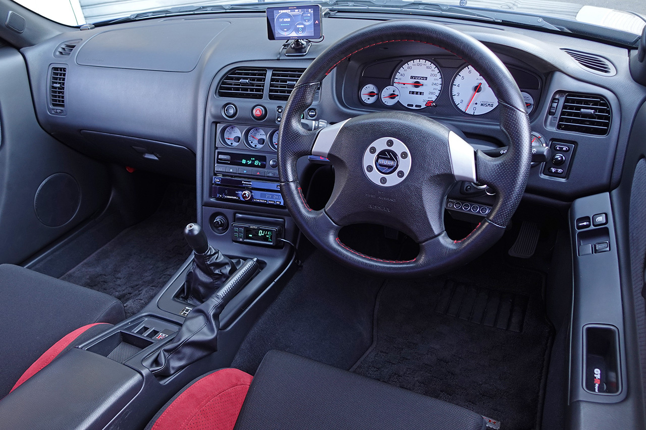 日産 スカイラインGT-R 