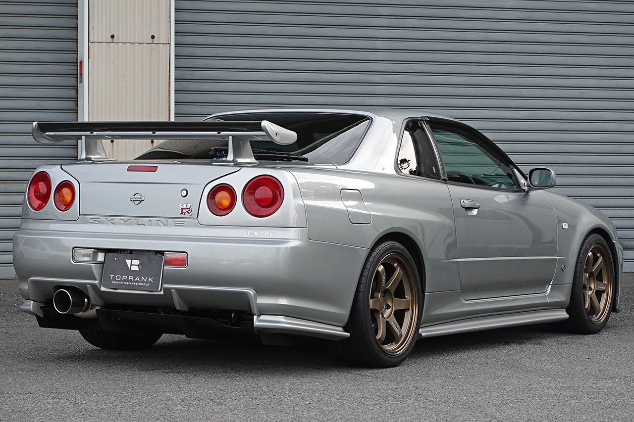 日産 スカイラインGT-R 