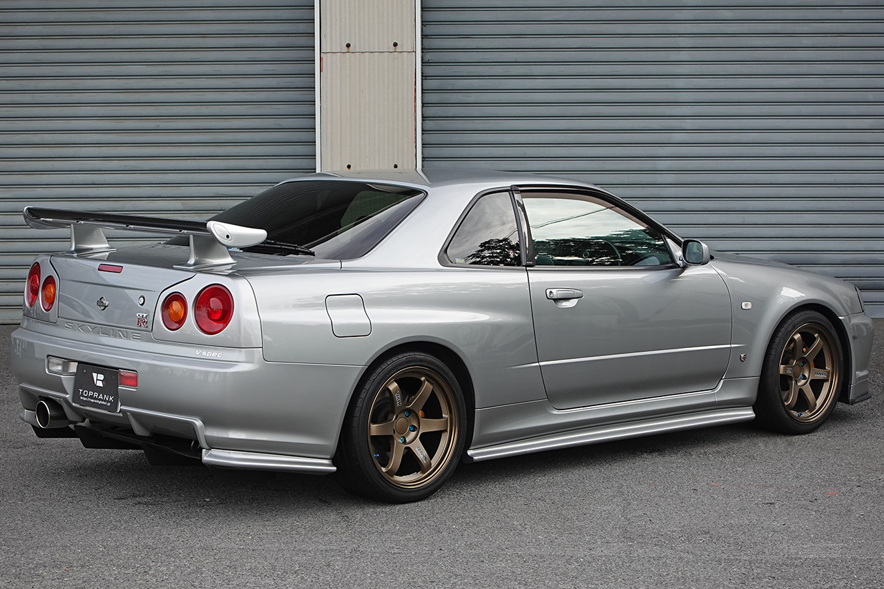 日産 スカイラインGT-R 