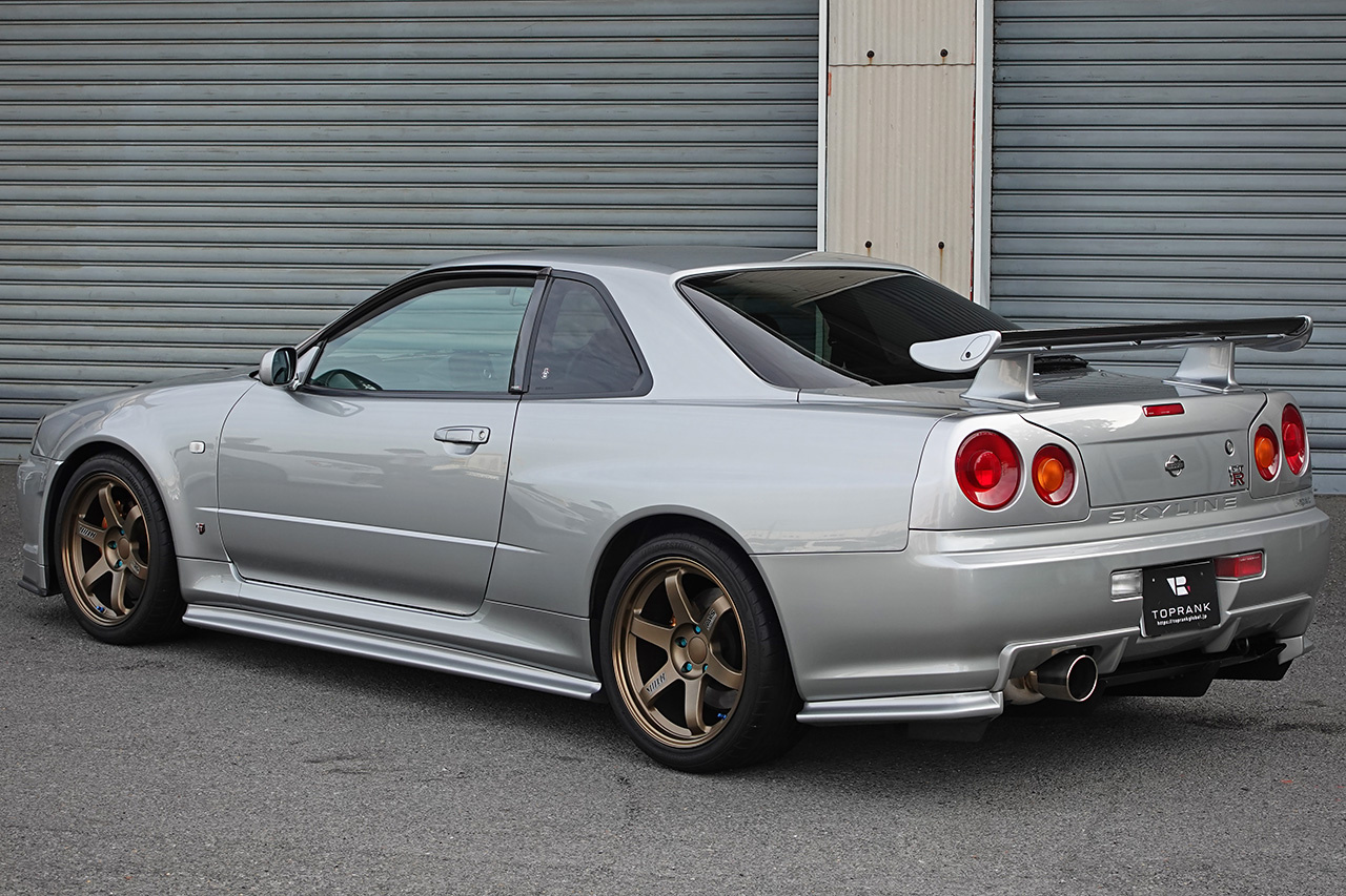 日産 スカイラインGT-R 