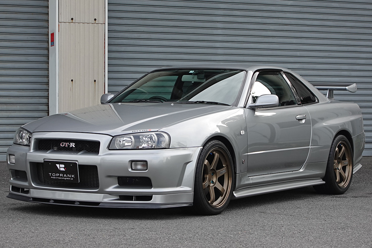 日産 スカイラインGT-R 