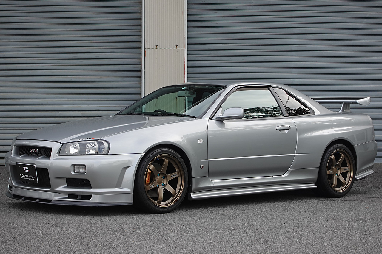 日産 スカイラインGT-R 