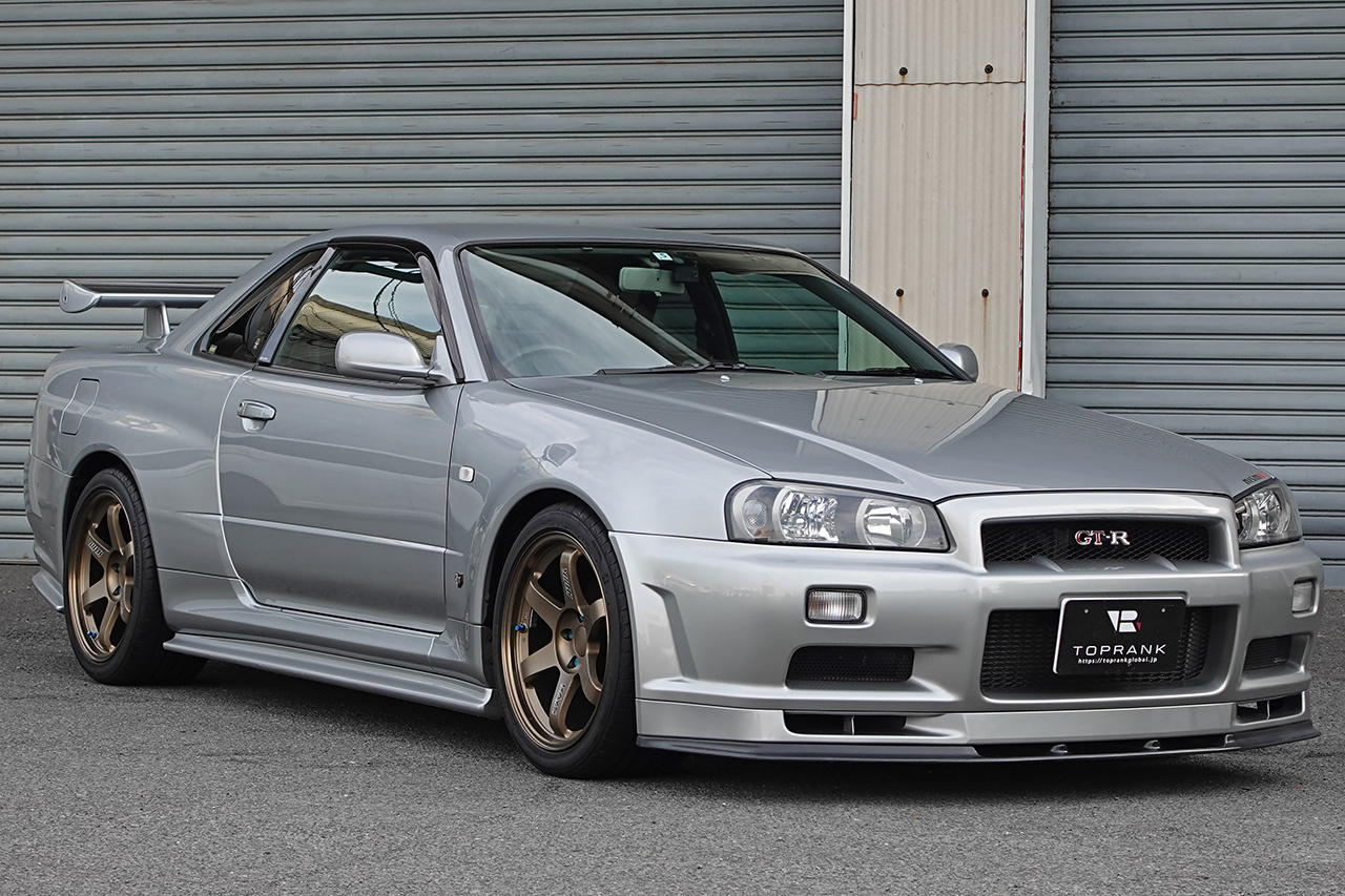 日産 スカイラインGT-R 