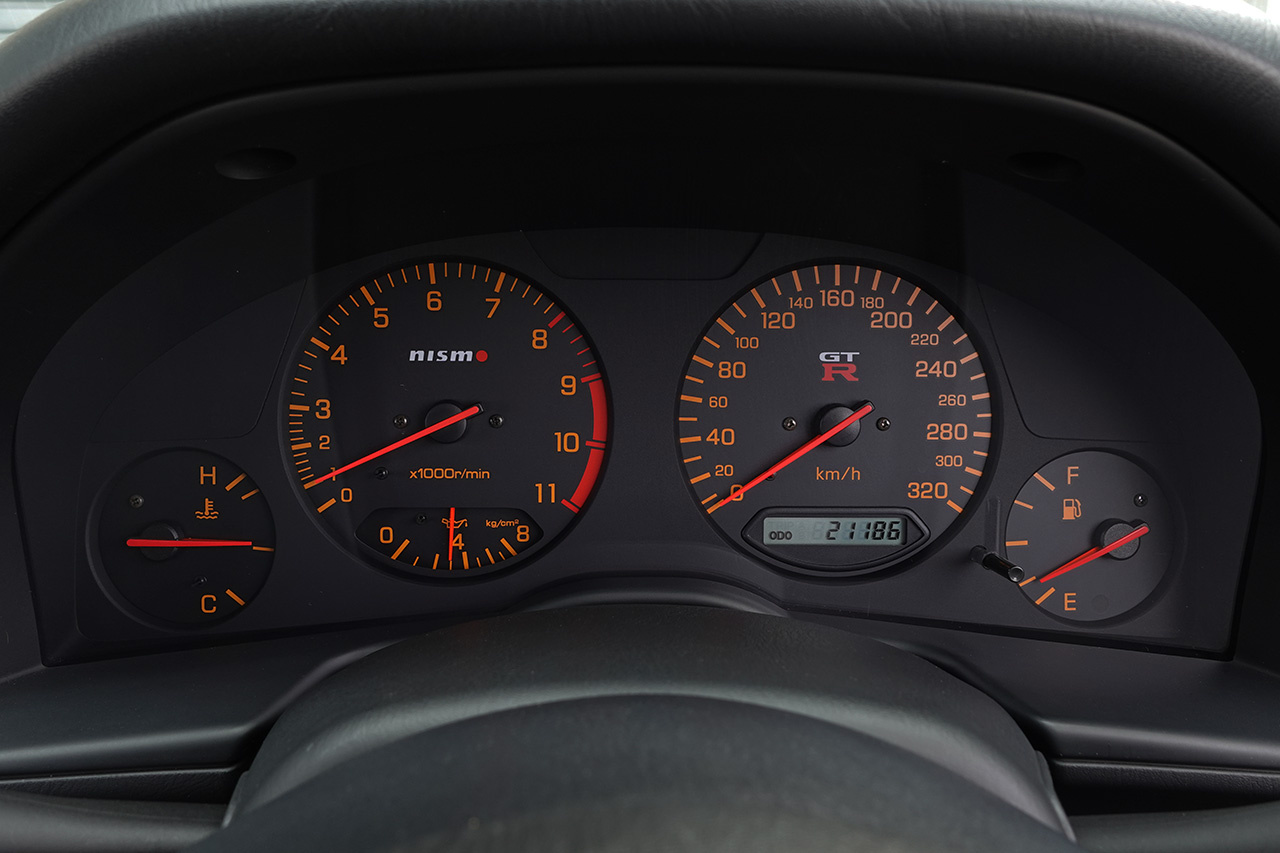 日産 スカイラインGT-R 