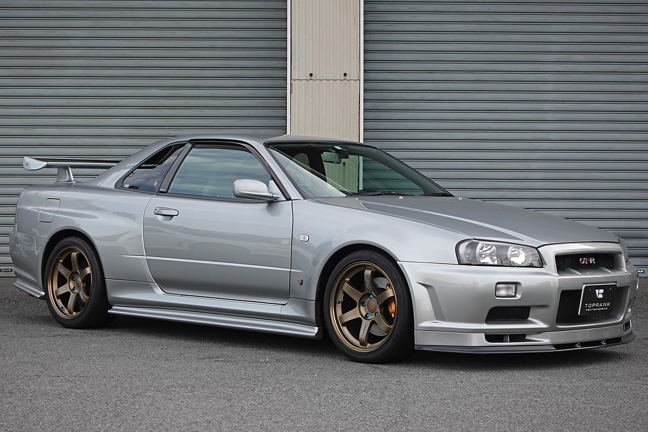 日産 スカイラインGT-R 