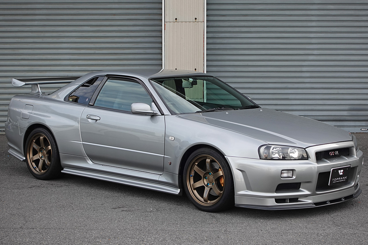日産 スカイラインGT-R 