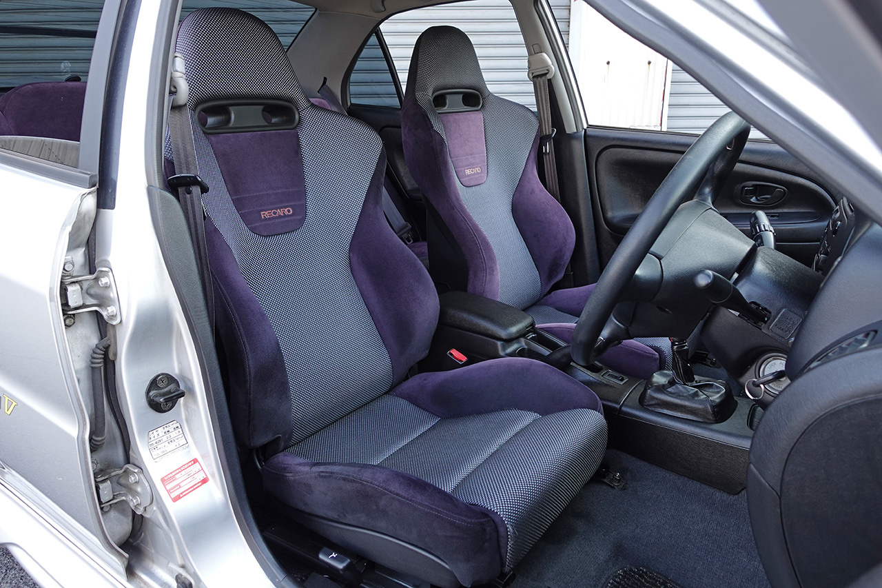 三菱 ランサーエボリューション GSR エボリューションV