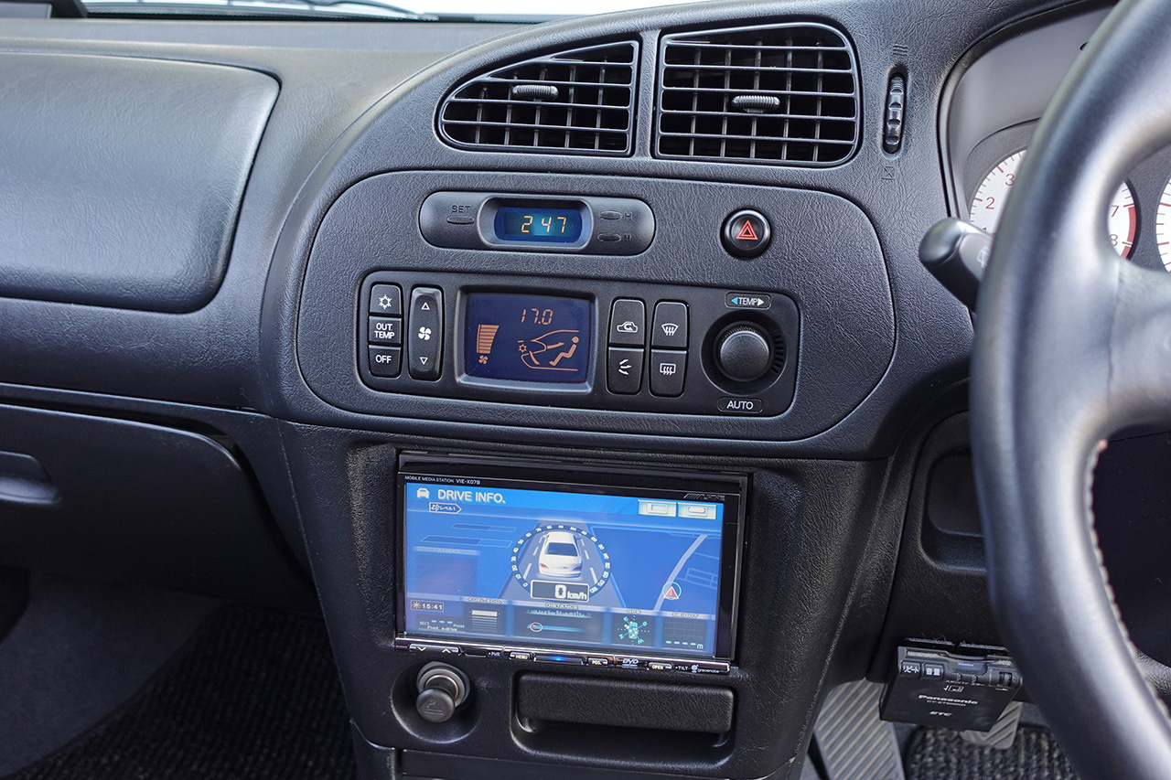 三菱 ランサーエボリューション GSR エボリューションV