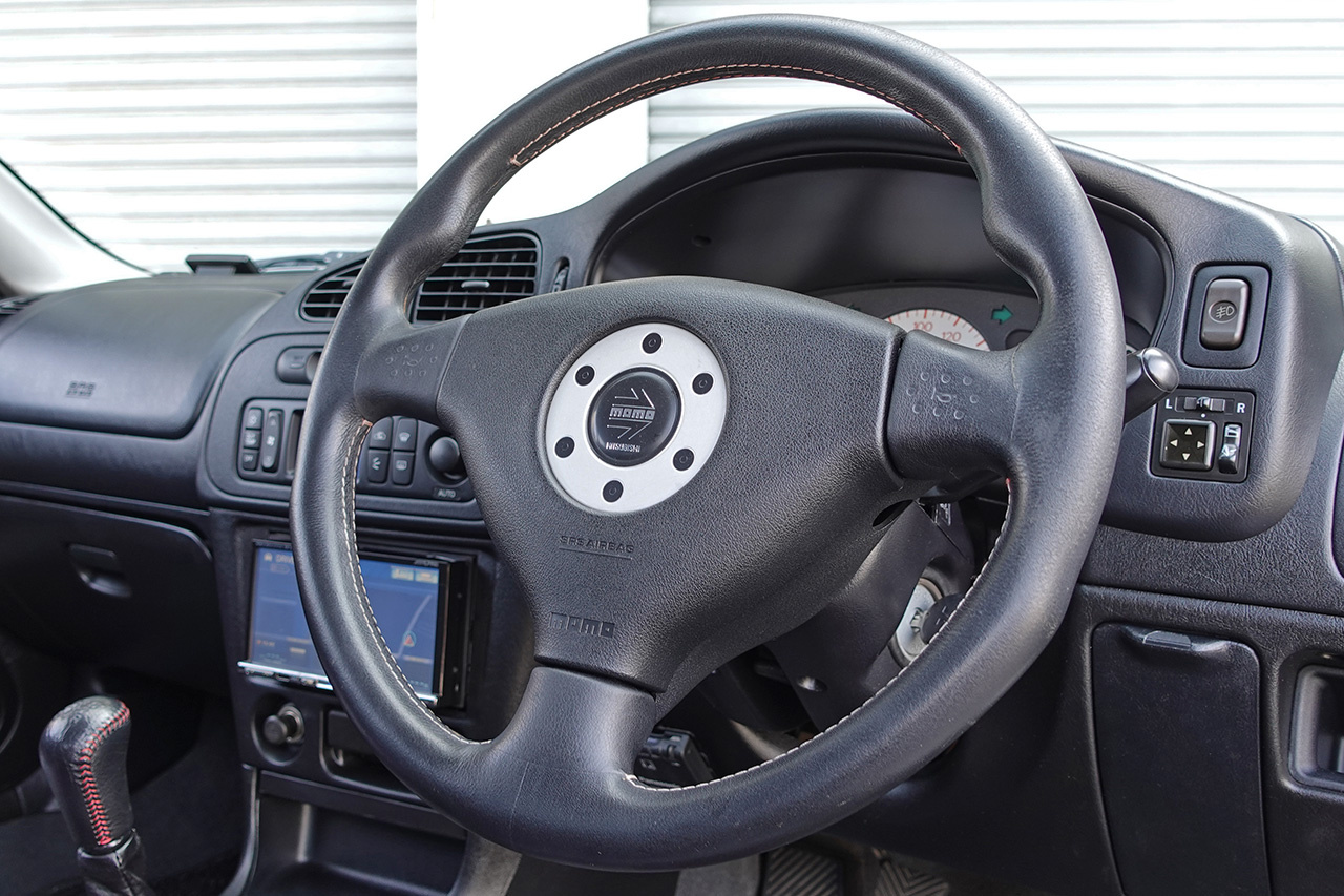 三菱 ランサーエボリューション GSR エボリューションV