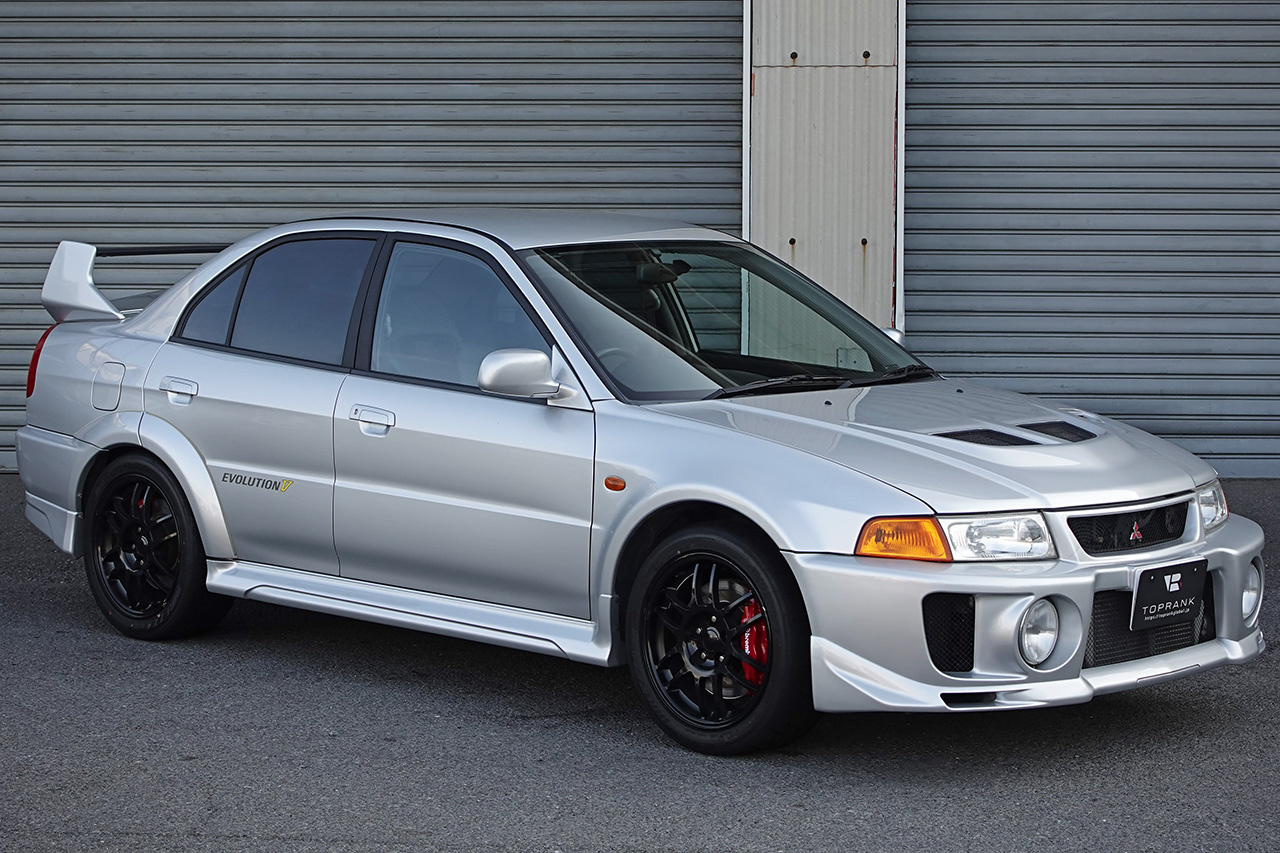 三菱 ランサーエボリューション GSR エボリューションV