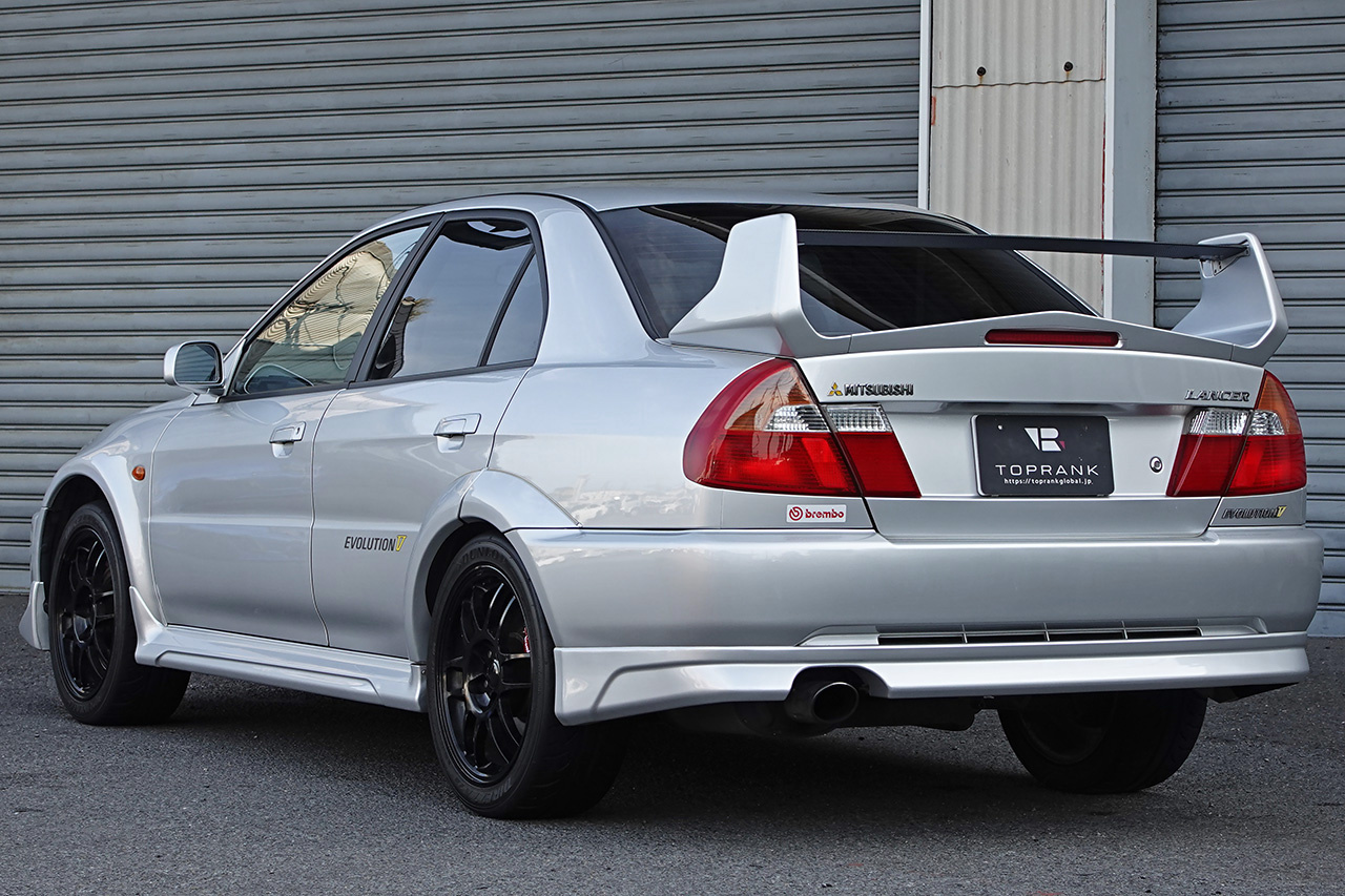 三菱 ランサーエボリューション GSR エボリューションV