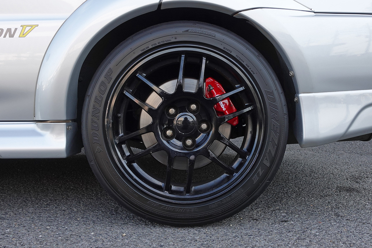 三菱 ランサーエボリューション GSR エボリューションV