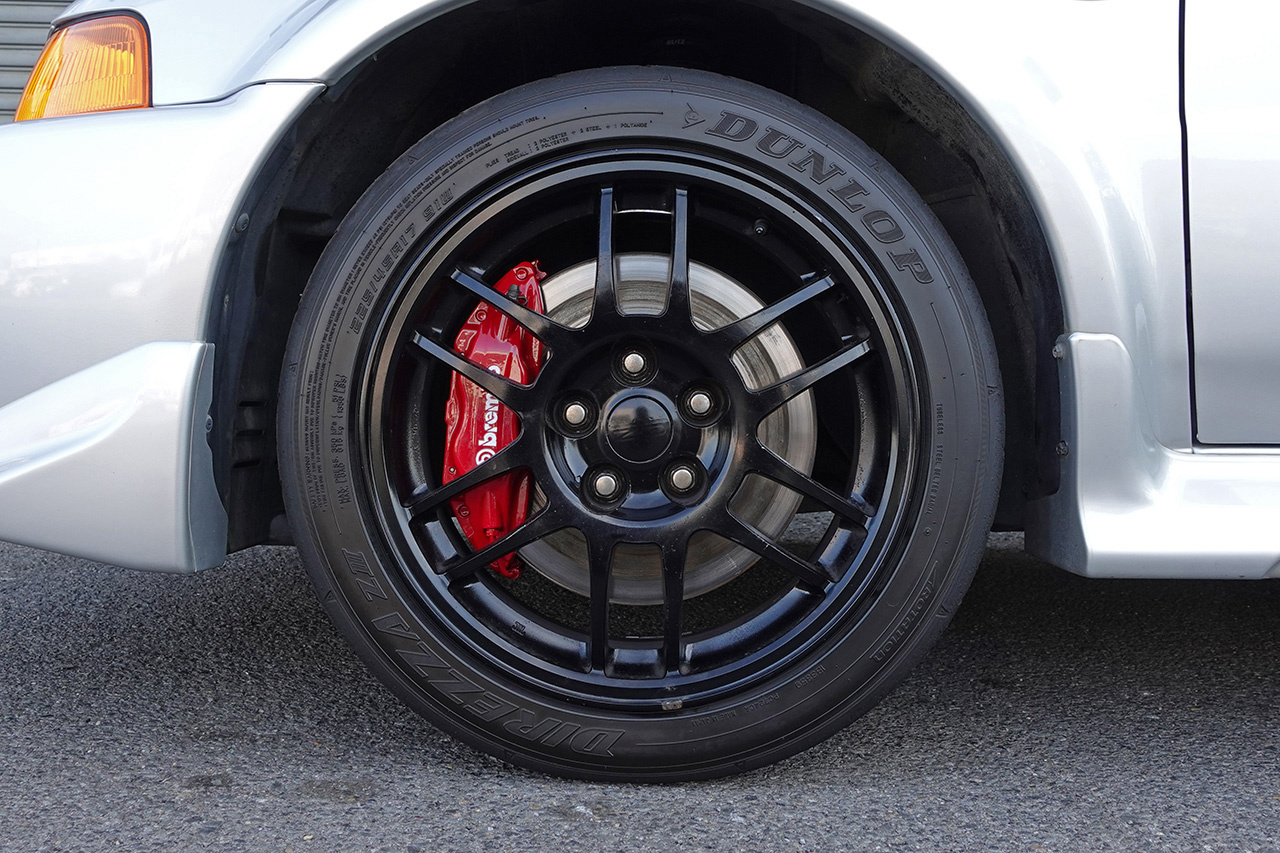 三菱 ランサーエボリューション GSR エボリューションV