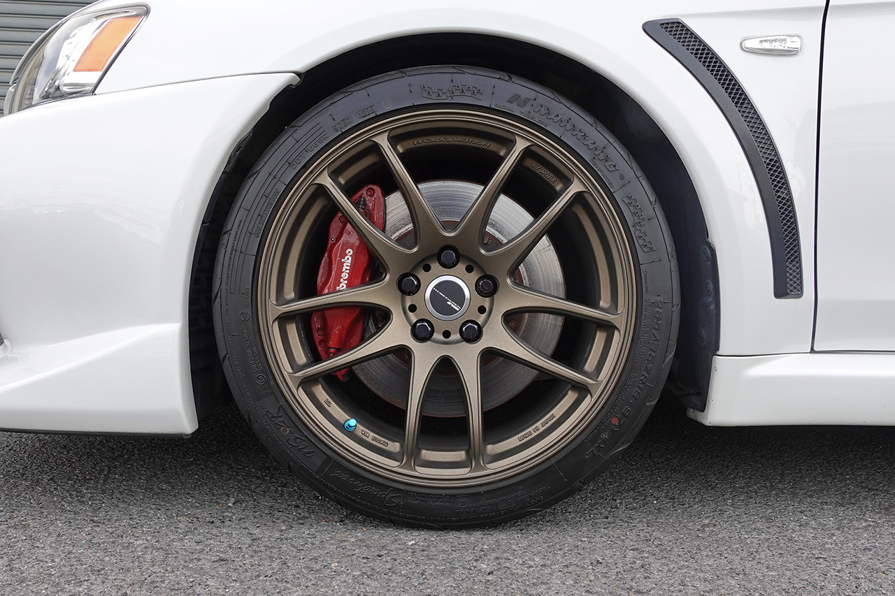 三菱 ランサー GSR エボリューションX