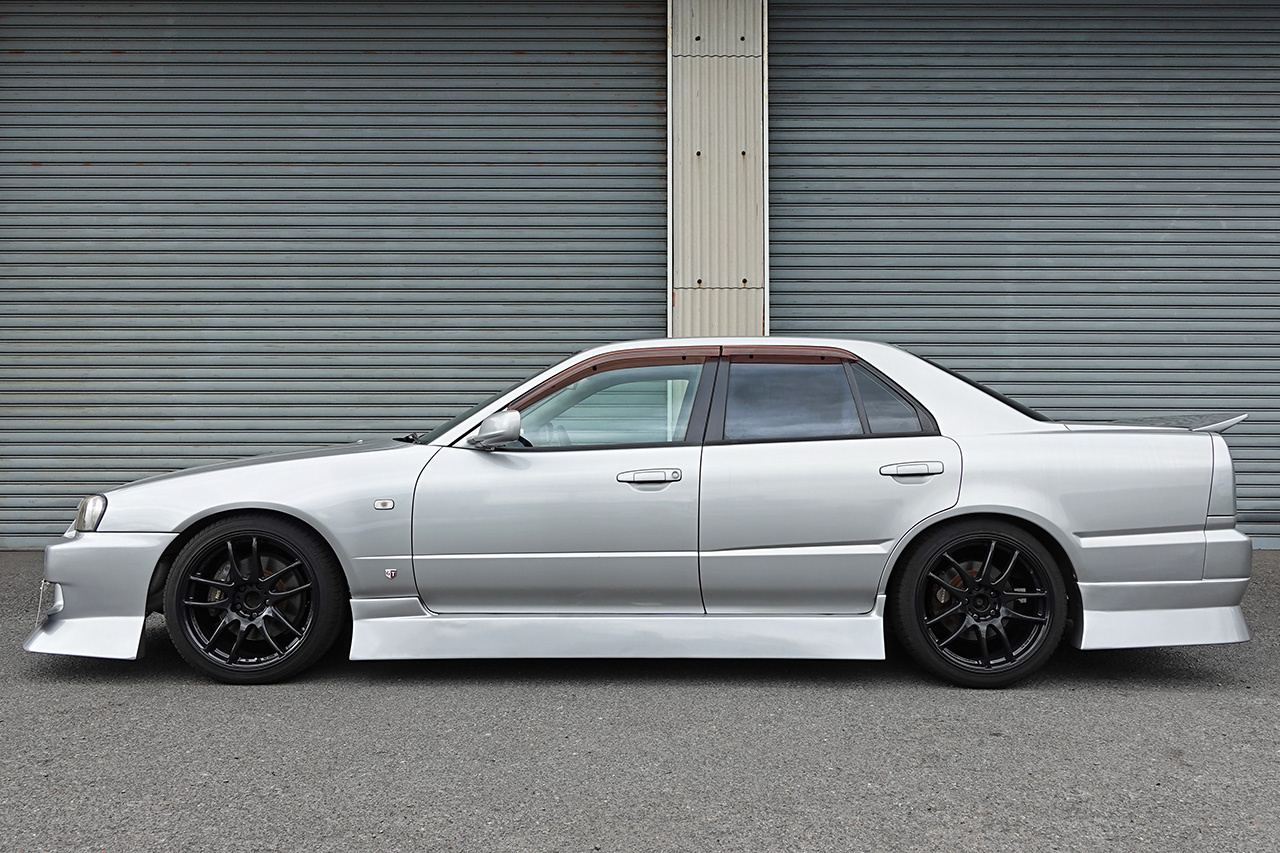 日産 スカイライン ２５ＧＴ　ＴＵＲＢＯ